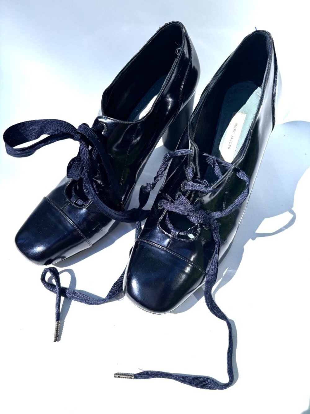 Marc Jacobs Navy Women's Shoes Size 7.5 Round Heel 4 Inches. EXCELLENT CONDITION - Picture 6 of 13